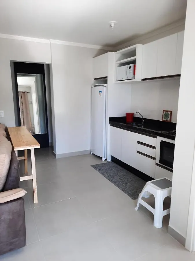 شقة Agradavel Apartamento Em Bairro Silencioso... كامبوريو