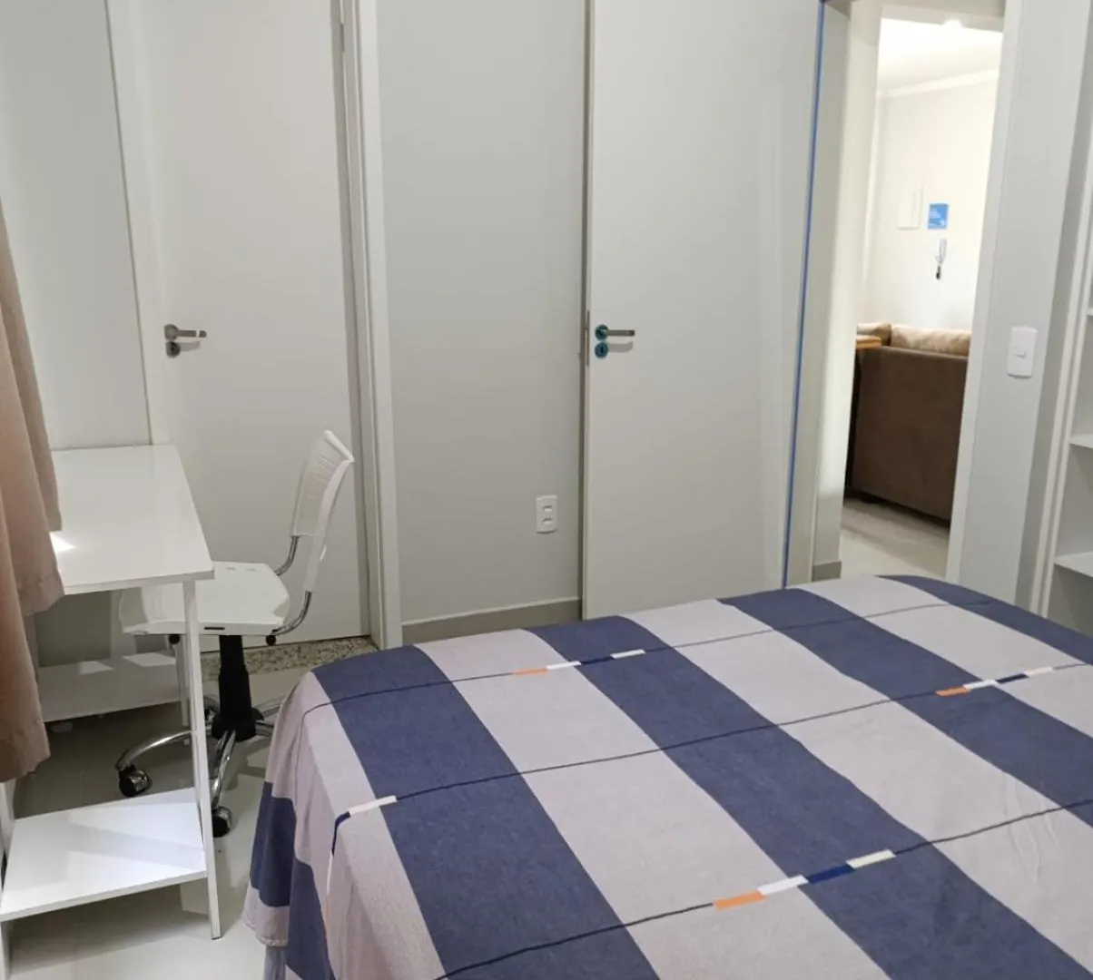 Agradavel Apartamento Em Bairro Silencioso... كامبوريو